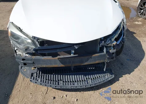 2015 Toyota Corolla L z USA, uszkodzony, nr VIN 5YFBURHE8FP313149